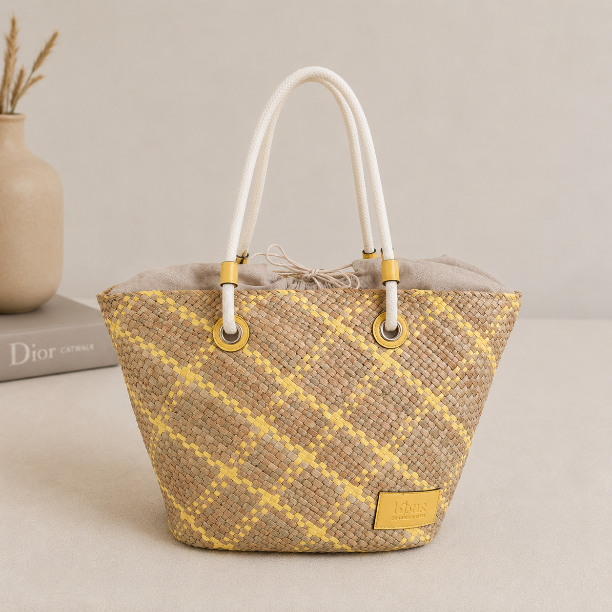 Cabas tressé jaune