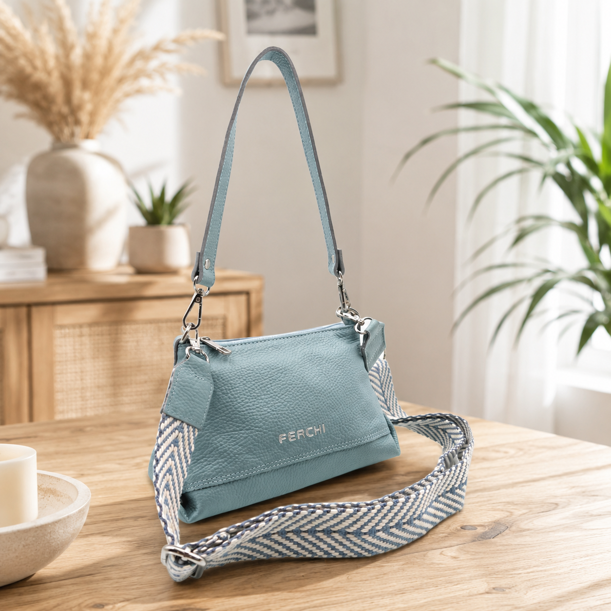 Sac à main en cuir turquoise